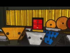 ریمل محافظ استفاده شده قرمز